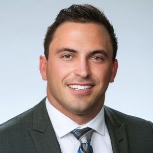 Meet your Posher, Devin